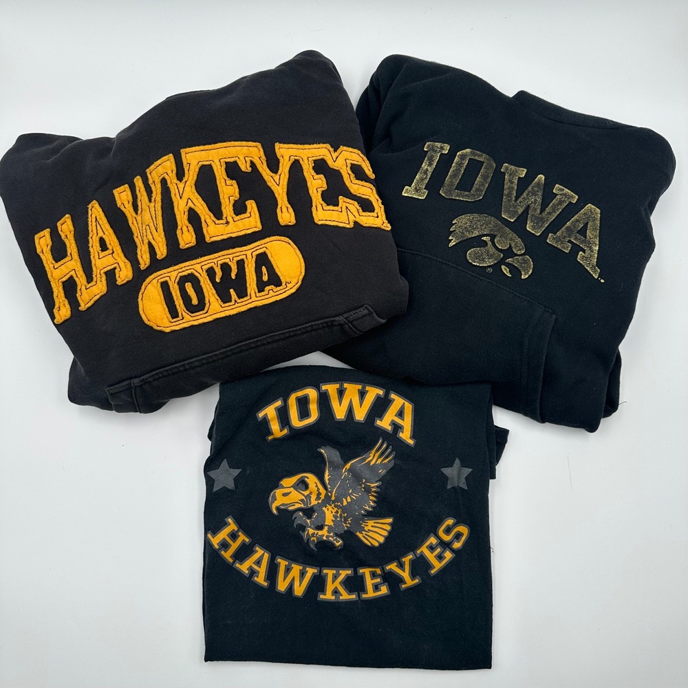 Iowa Hawkeyes Black Sweatshirt Hoodie T Shirt Bundle Adult Small College